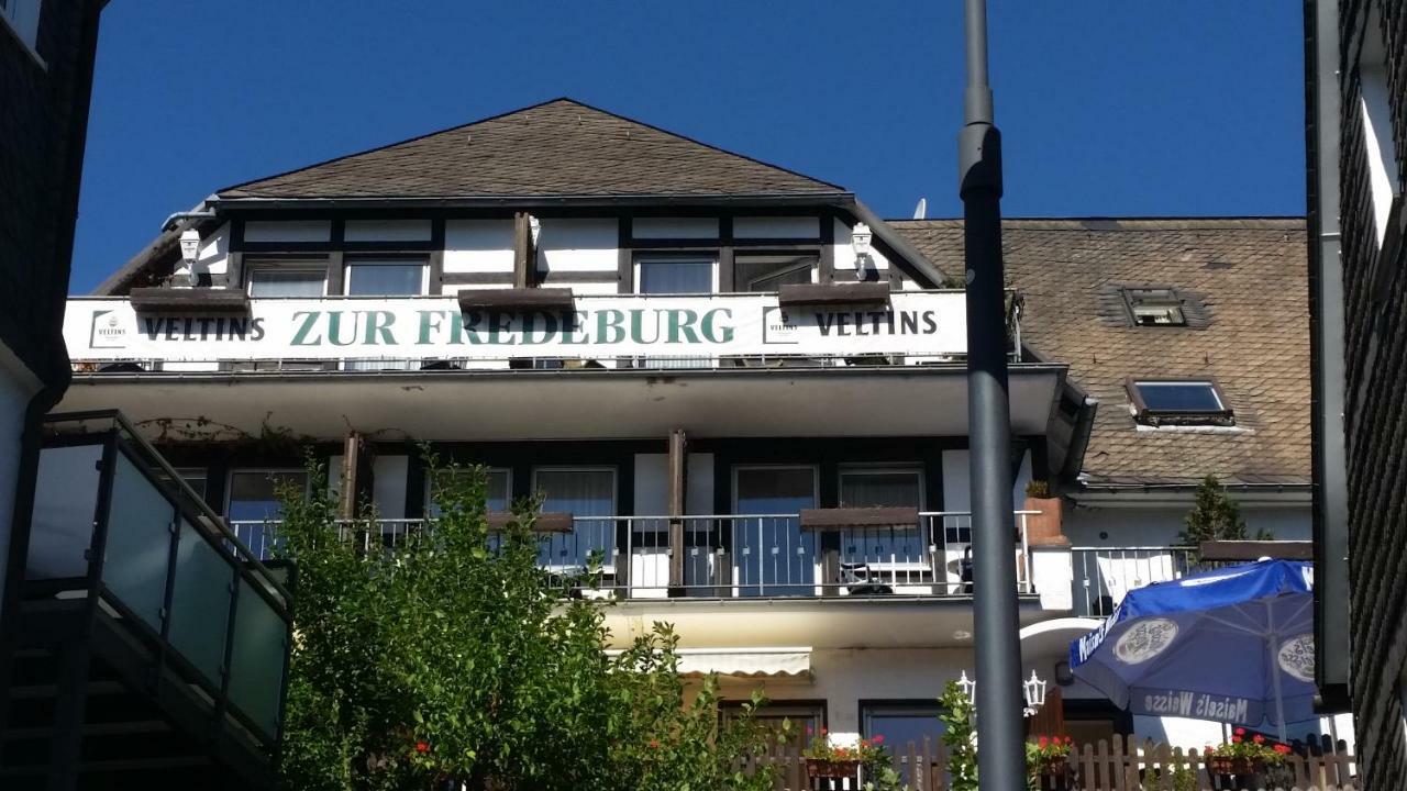 Zur Fredeburg Hotel Schmallenberg Buitenkant foto